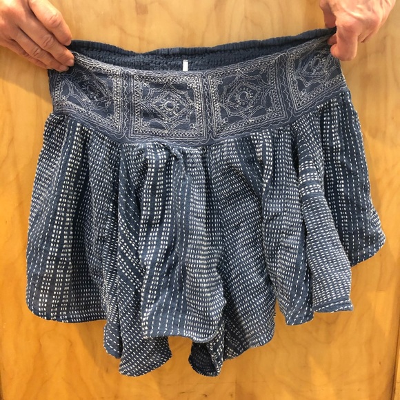 Free People Pants - Free people flowy shorts